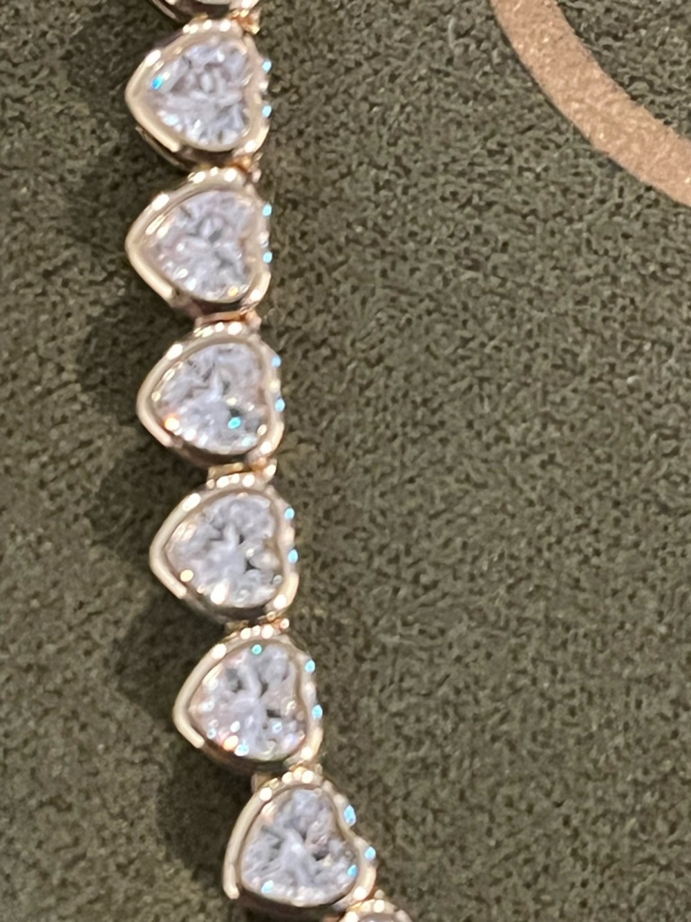 Jane Win heart tennis necklace - Picture 4 of 5